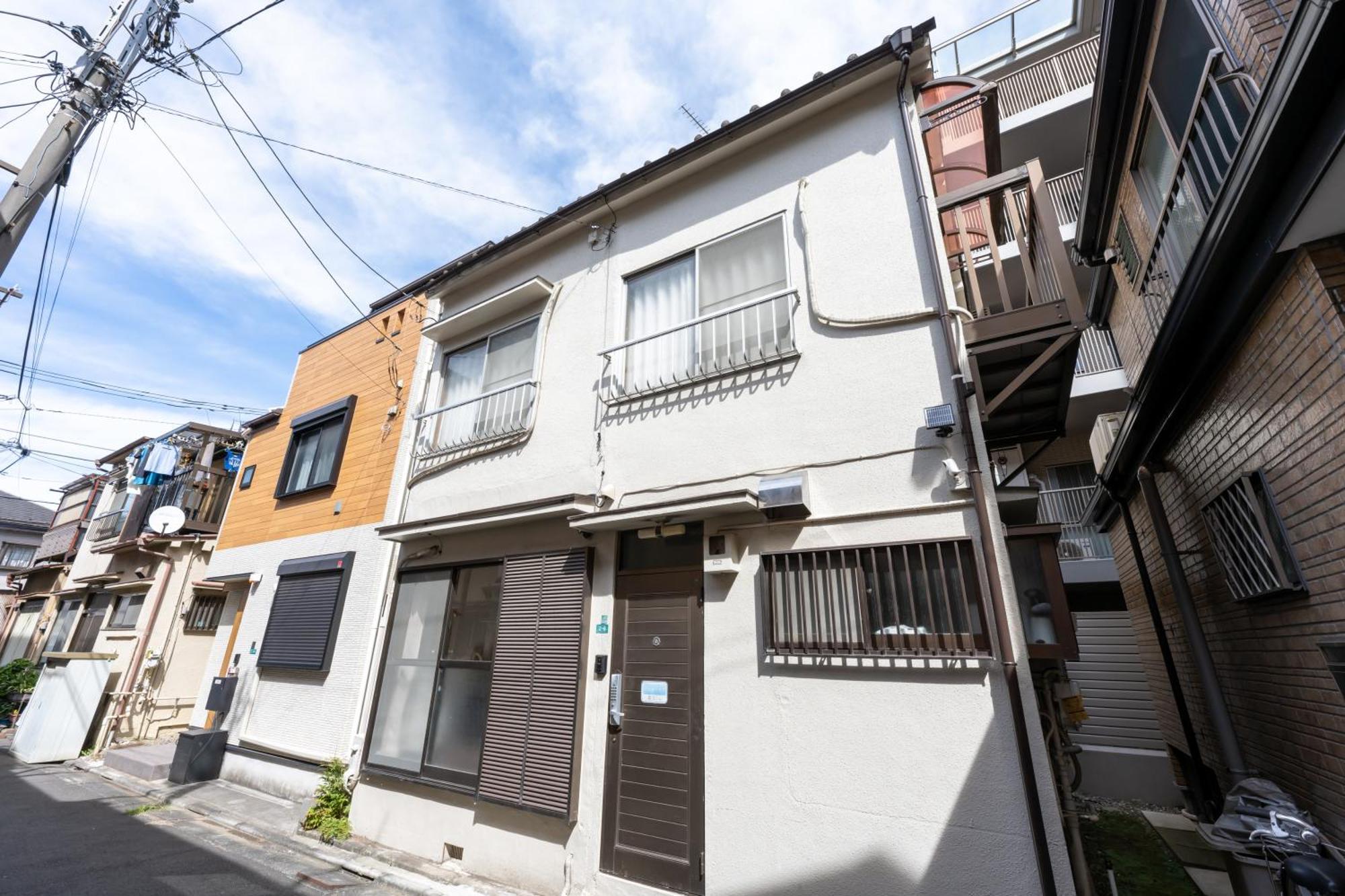 一棟貸切宿, 東京一之江ハウス6名定員, 秋葉原19分,新宿30分,Wifi有, ディズニータクシー20分3000円,駐車場ありません Prefektura Tokio Exteriér fotografie